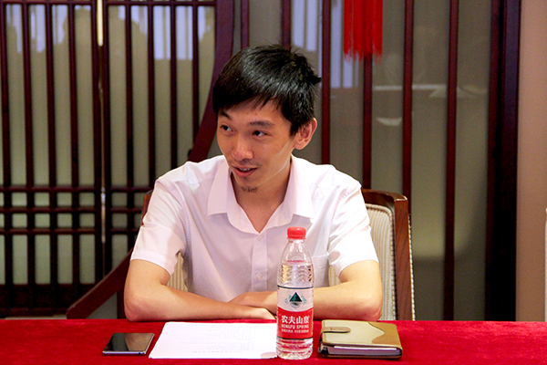 20160624J9国际站备用文创七一党员大会 (2).jpg