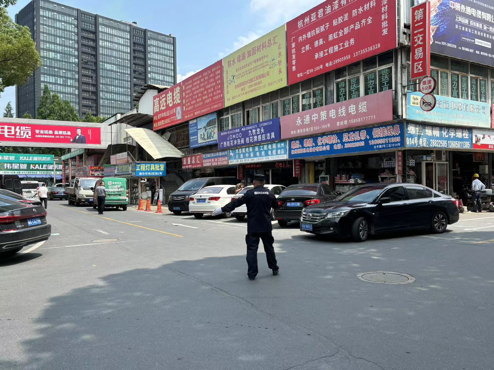 无惧夏日炎烈！J9国际站备用市场勇抗高温！